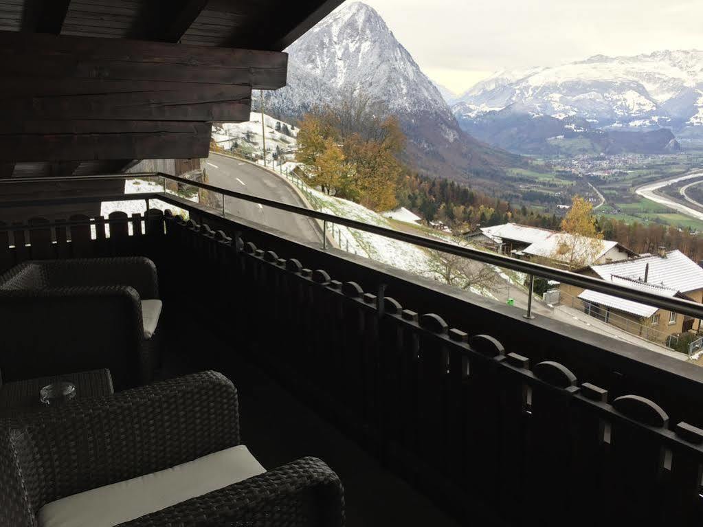 Hotel Oberland Triesenberg ภายนอก รูปภาพ