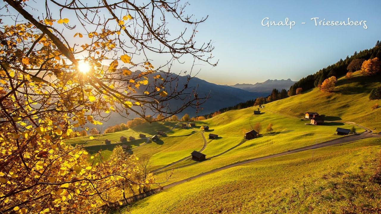Hotel Oberland Triesenberg ภายนอก รูปภาพ