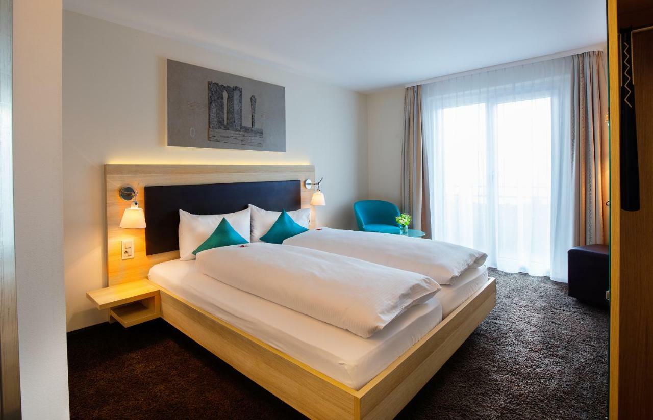 Hotel Oberland Triesenberg ภายนอก รูปภาพ