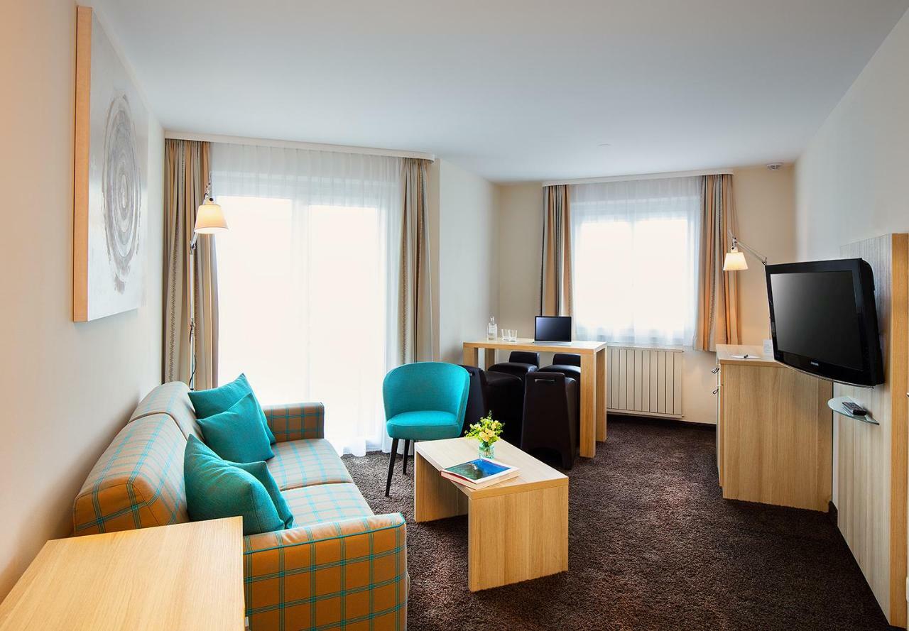 Hotel Oberland Triesenberg ภายนอก รูปภาพ